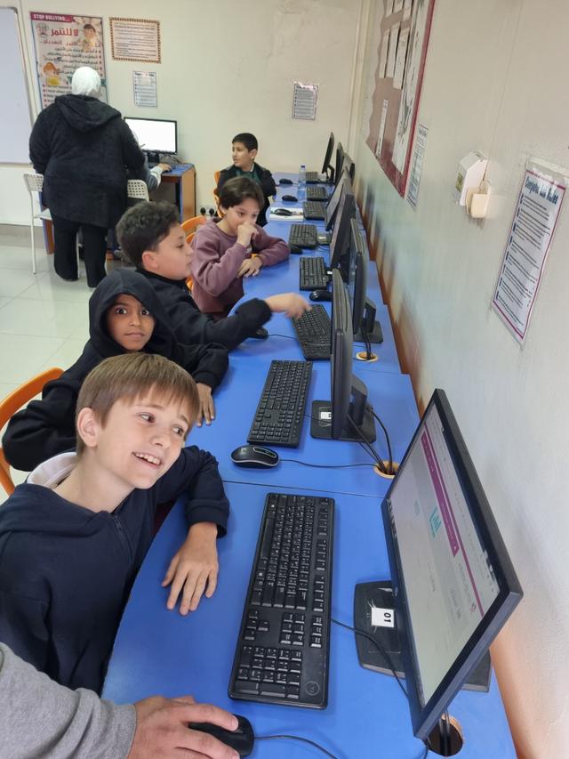 Year 6 Online Questionnaire - Image 1